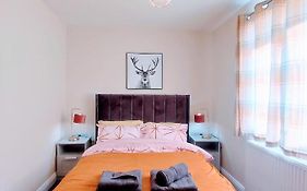 Crystal Suite 3 Free Private Parking